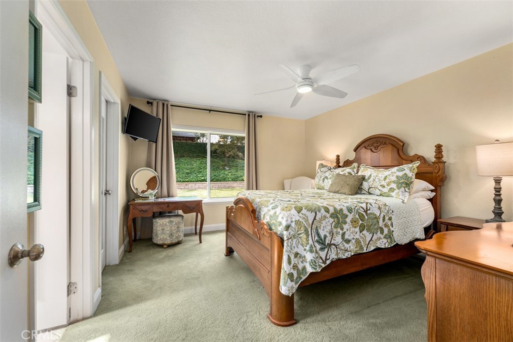 MLS #OC25263174 image #18