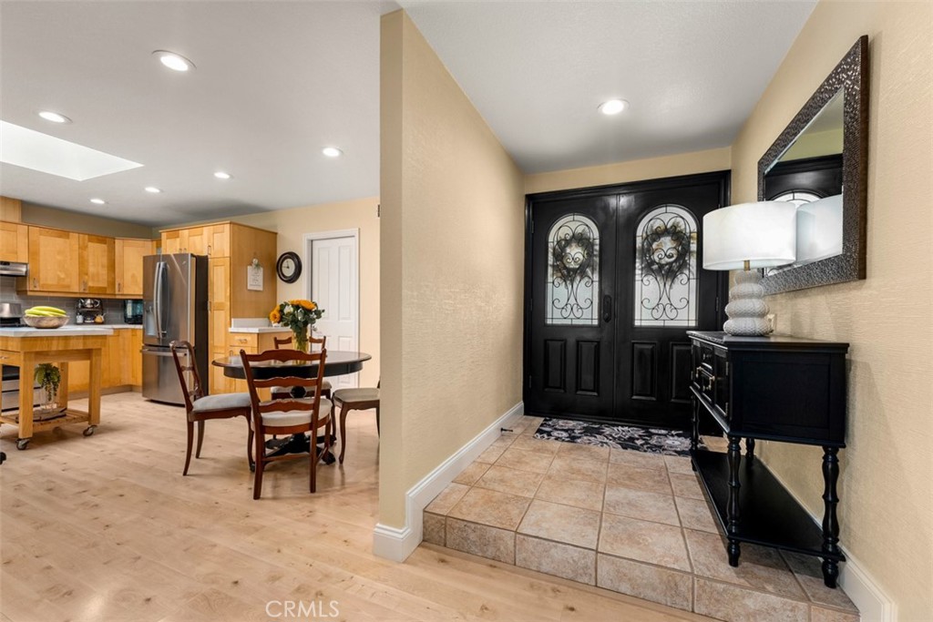 MLS #OC25263174 image #3