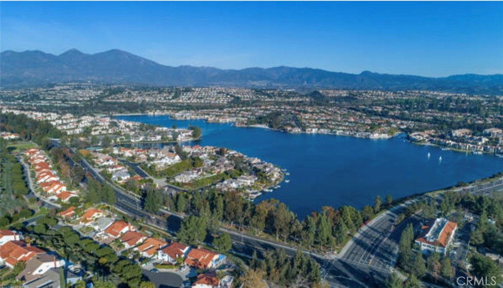 MLS #OC25263174 image #32