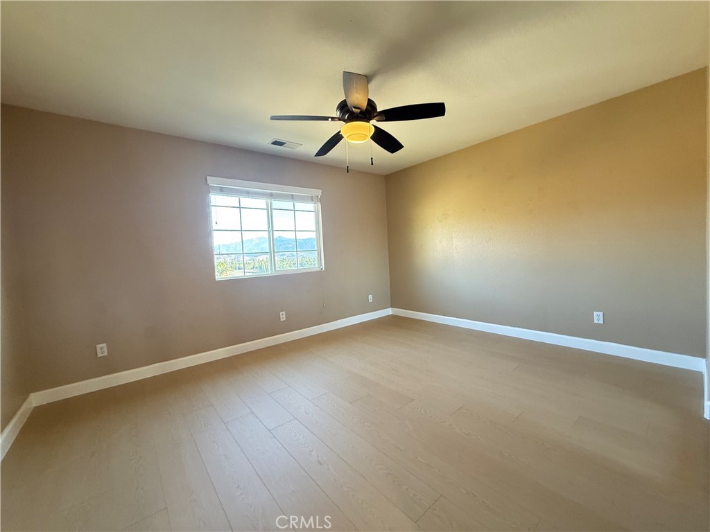 MLS #OC25263184 image #12