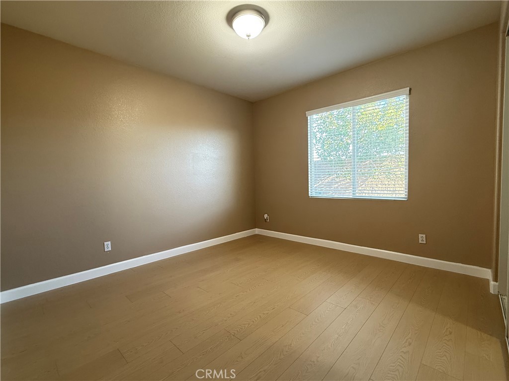 MLS #OC25263184 image #4