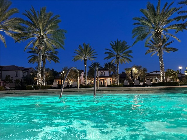 MLS #OC25263195 image #1