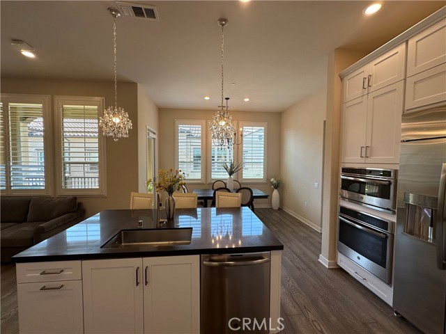 MLS #OC25263195 image #10