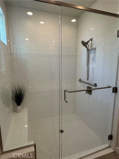 MLS #OC25263195 image #20