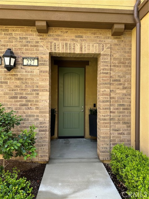 MLS #OC25263195 image #3