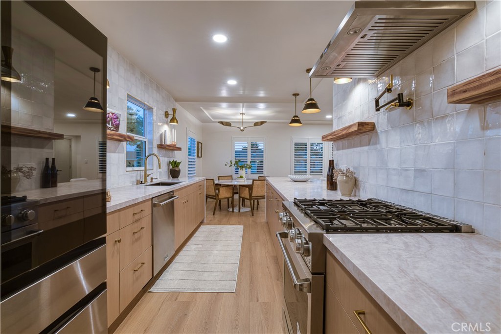 MLS #OC25263206 image #11