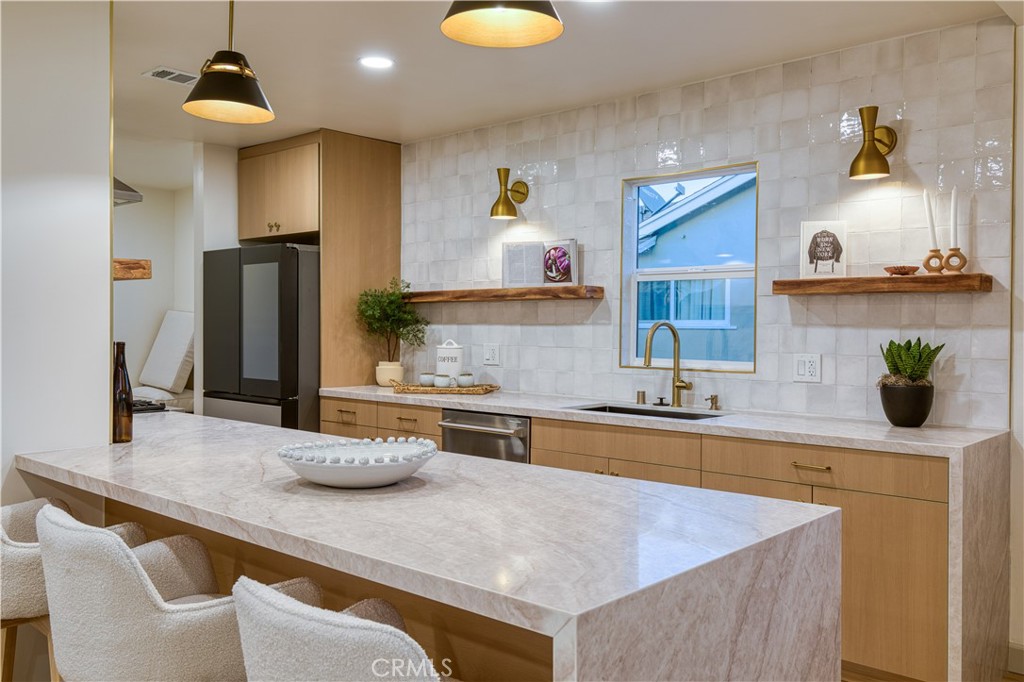 MLS #OC25263206 image #12