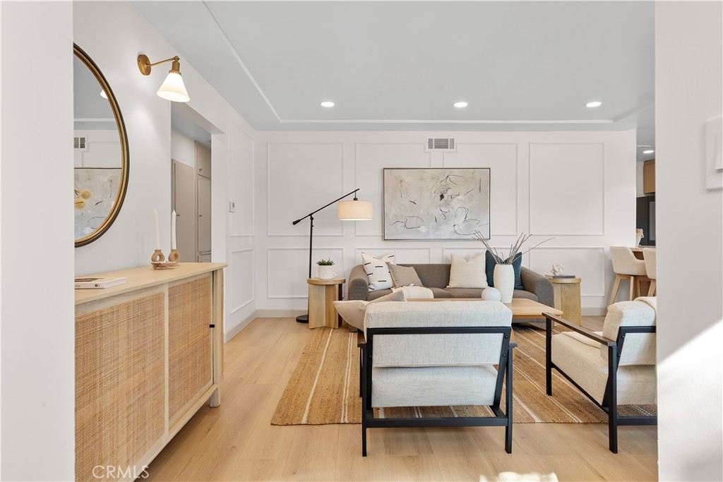 MLS #OC25263206 image #4