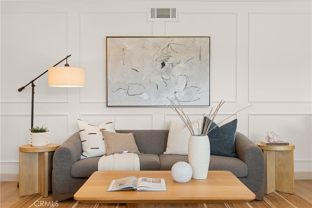 MLS #OC25263206 image #8