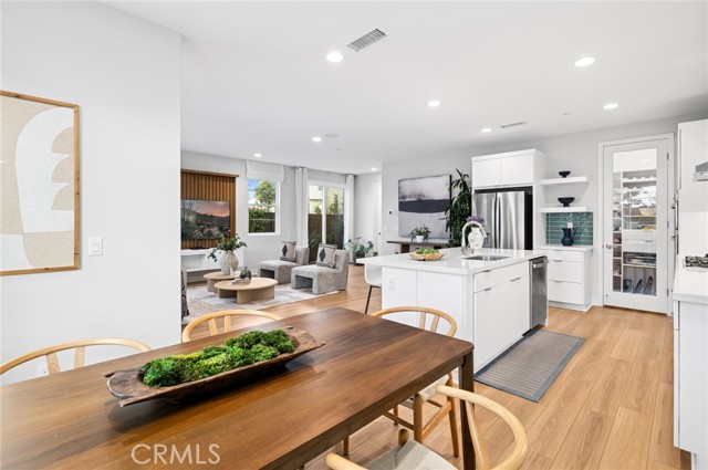 MLS #OC25263266 image #14