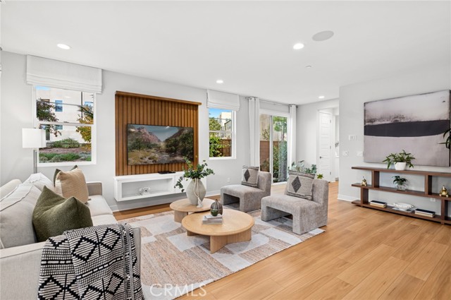 MLS #OC25263266 image #15