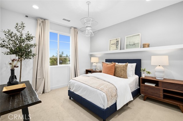 MLS #OC25263266 image #27