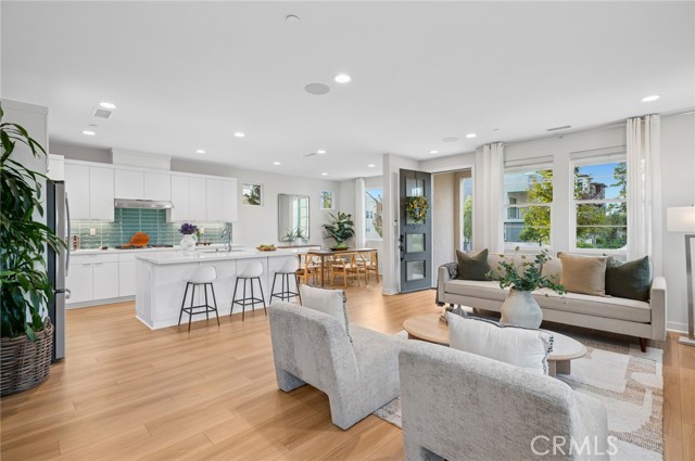 MLS #OC25263266 image #8