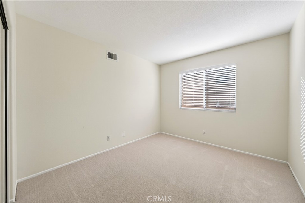 MLS #OC25263276 image #26