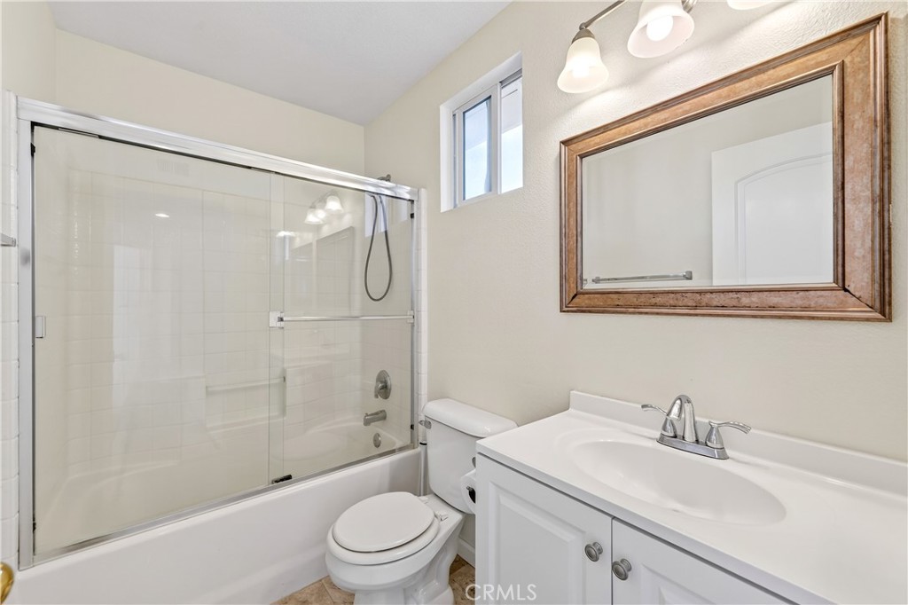 MLS #OC25263276 image #30