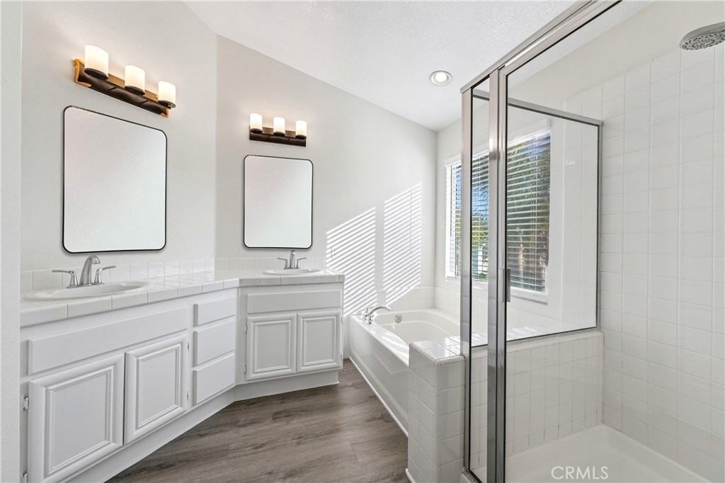 MLS #OC25263276 image #34