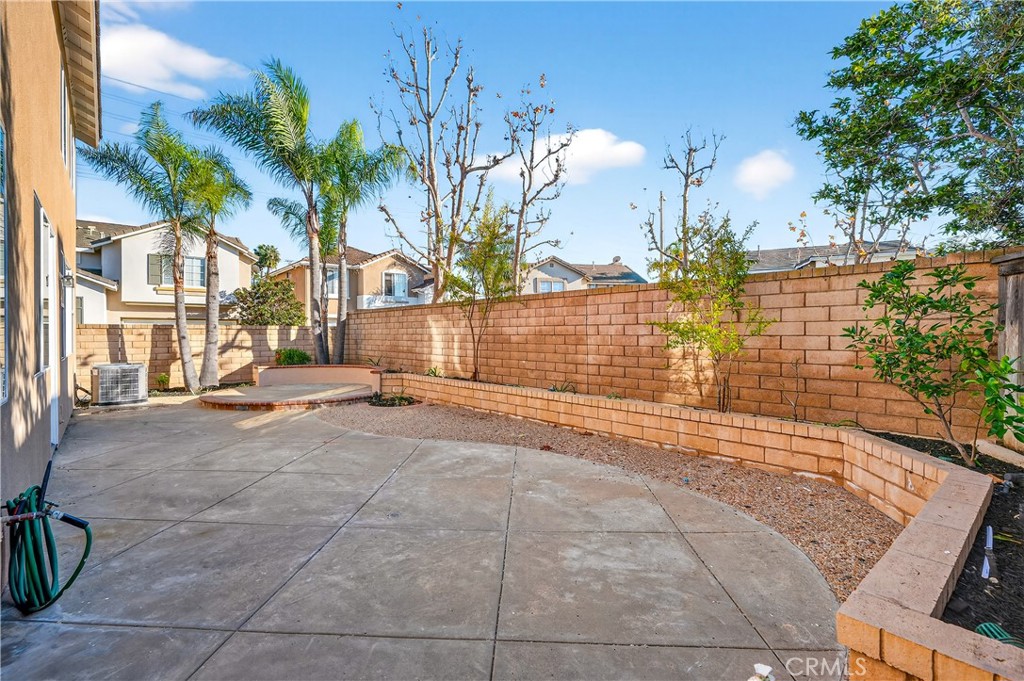 MLS #OC25263276 image #39