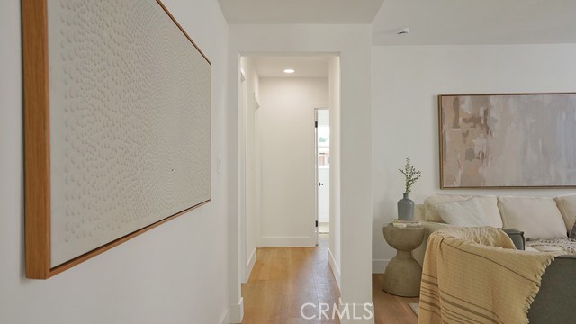 MLS #OC25263332 image #22