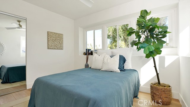 MLS #OC25263332 image #23