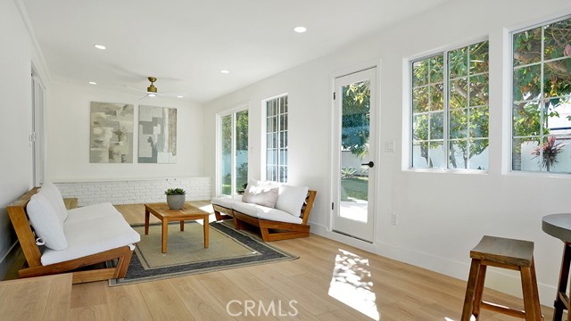 MLS #OC25263332 image #5