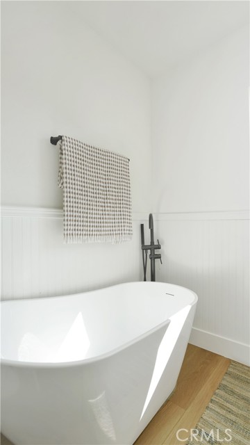 MLS #OC25263332 image #9