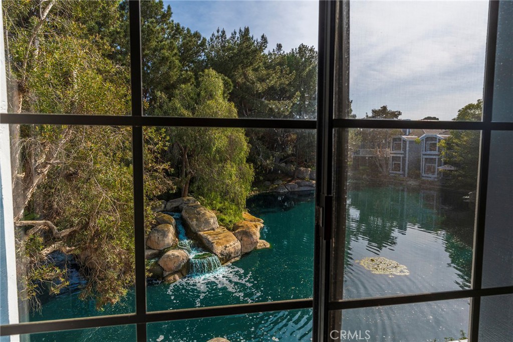 MLS #OC25263349 image #5