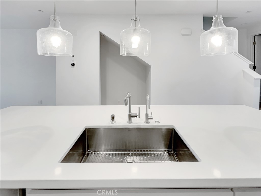 MLS #OC25263353 image #21