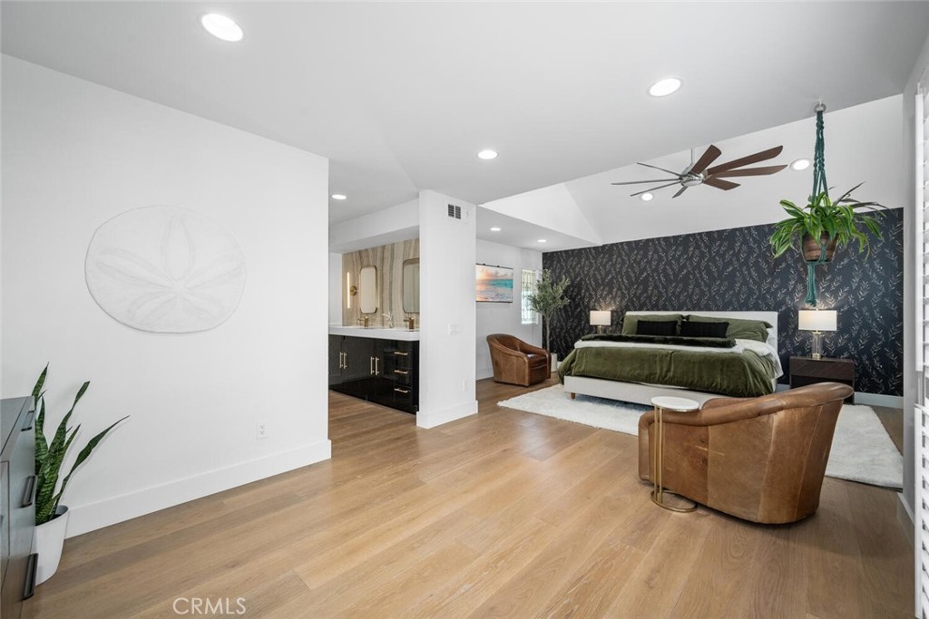 MLS #OC25263361 image #20