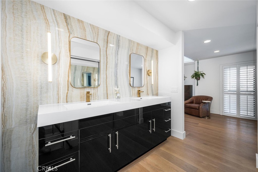 MLS #OC25263361 image #22