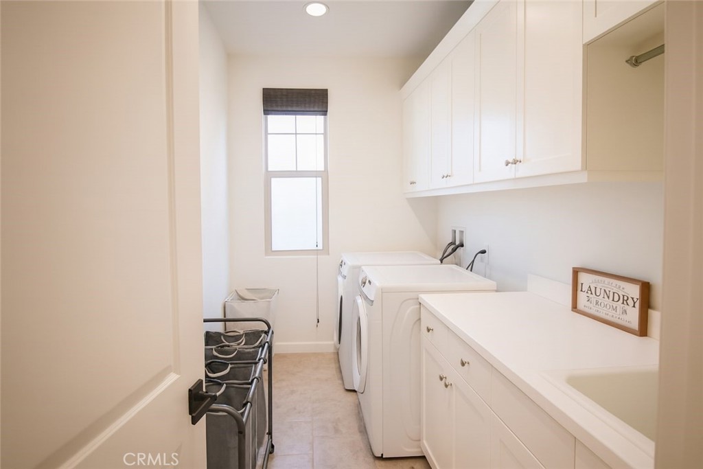 MLS #OC25263372 image #17