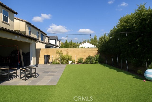 MLS #OC25263372 image #2