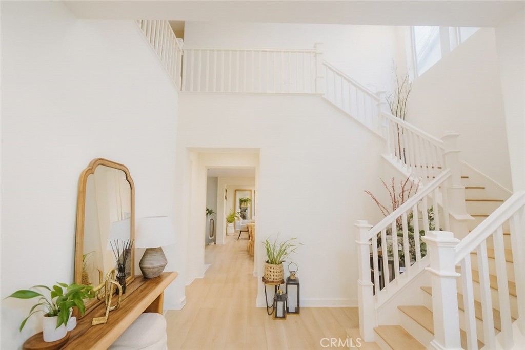 MLS #OC25263372 image #6