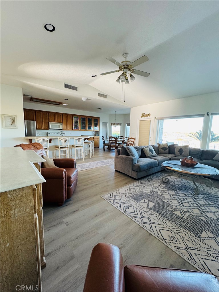 MLS #OC25263380 image #10