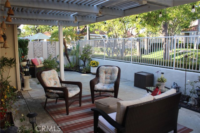 MLS #OC25263396 image #22