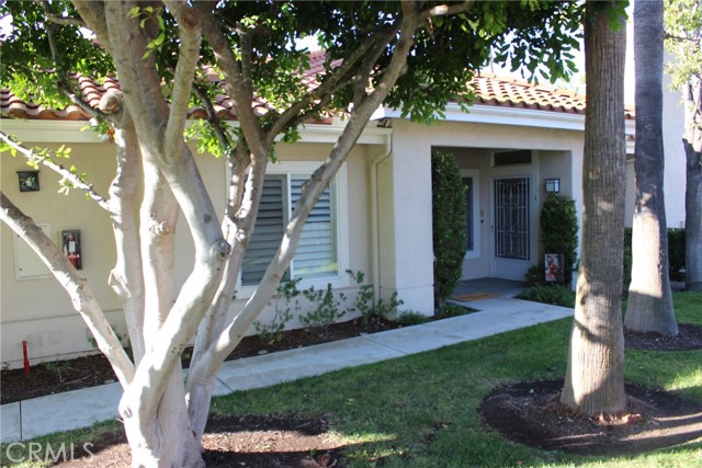 MLS #OC25263396 image #3