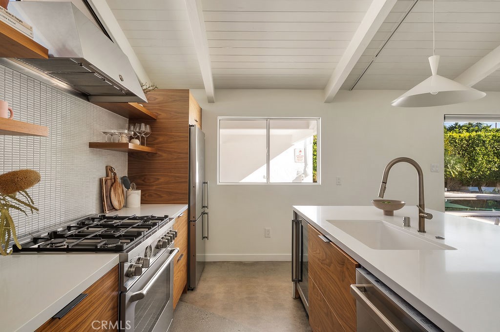 MLS #OC25263415 image #6