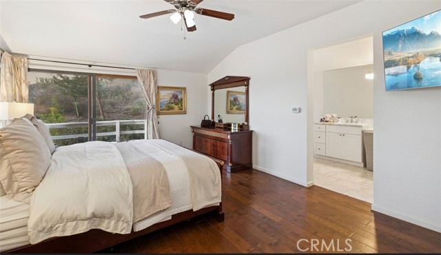 MLS #OC25263444 image #22