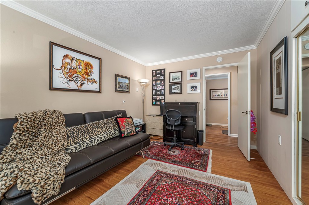 MLS #OC25263470 image #25