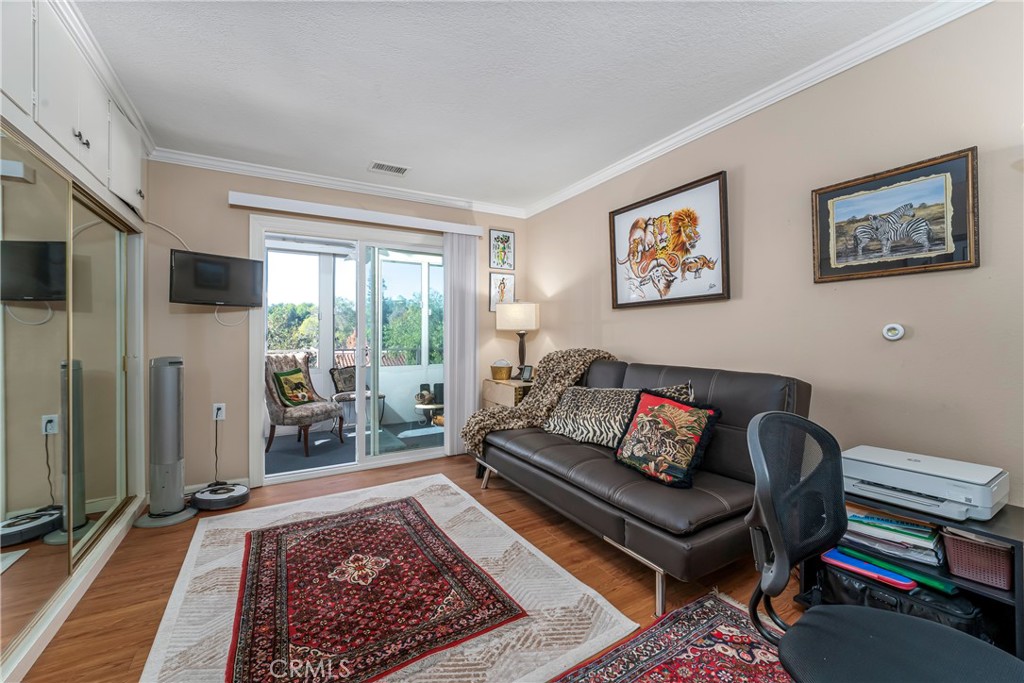 MLS #OC25263470 image #26