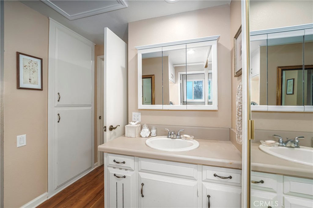 MLS #OC25263470 image #32