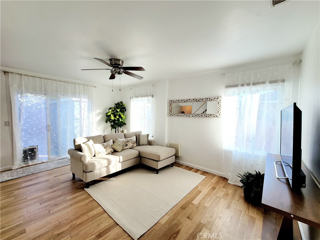 MLS #OC25263487 image #12