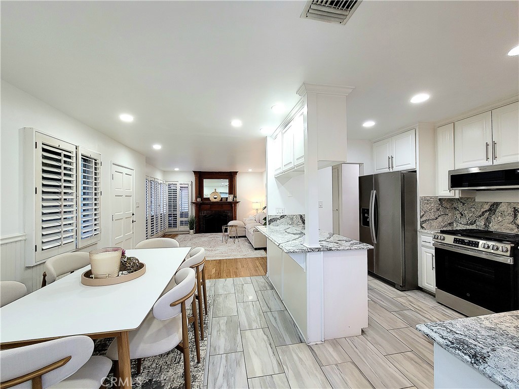 MLS #OC25263487 image #4