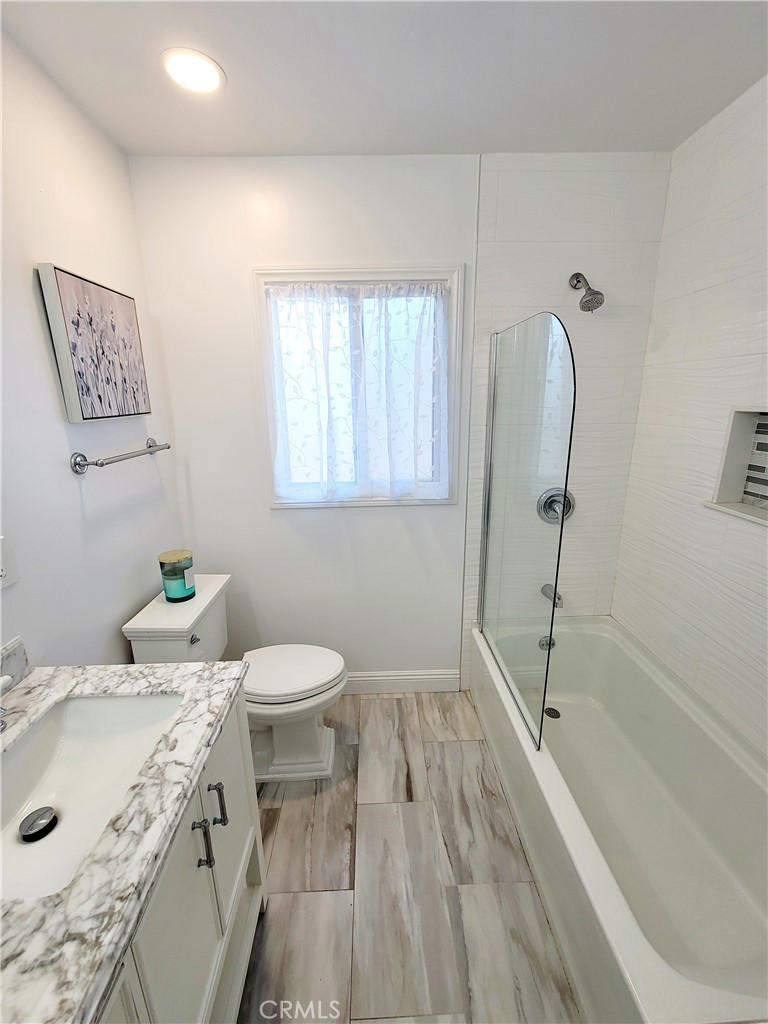 MLS #OC25263487 image #8