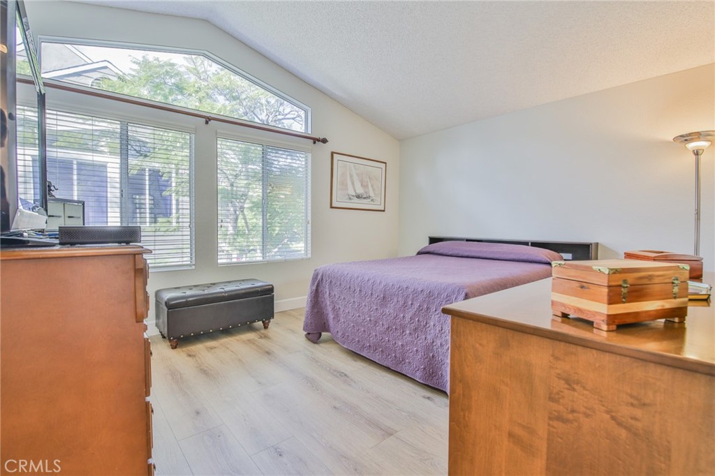 MLS #OC25263510 image #12