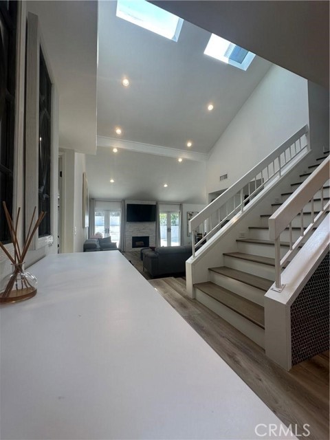 MLS #OC25263512 image #4