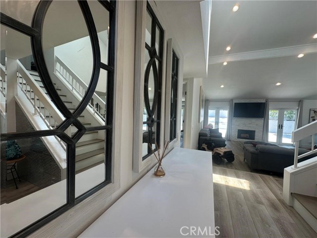 MLS #OC25263512 image #5