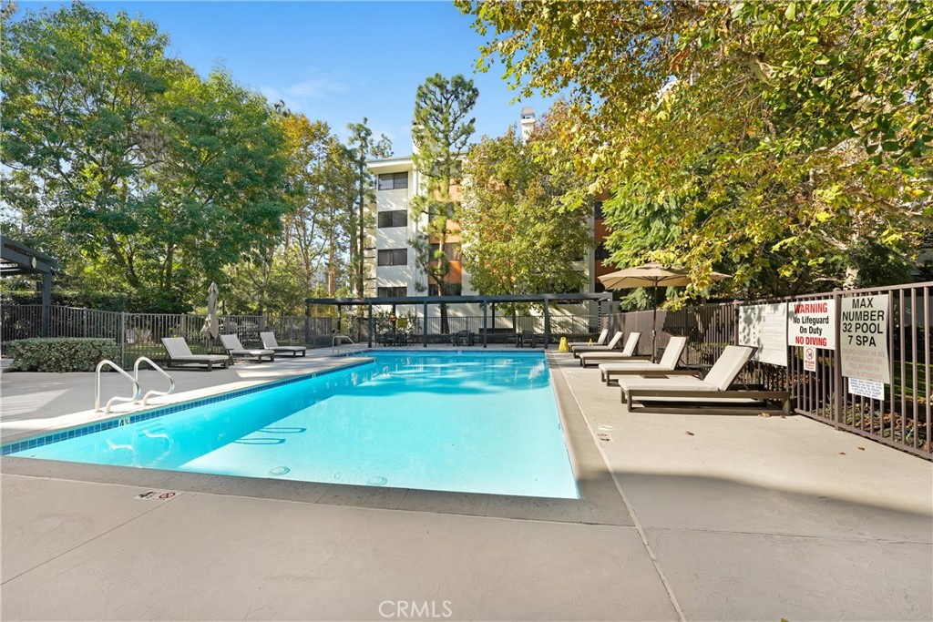 MLS #OC25263515 image #19