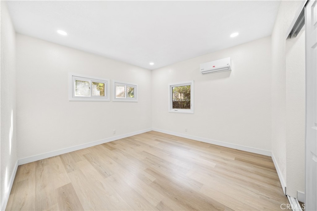 MLS #OC25263528 image #20