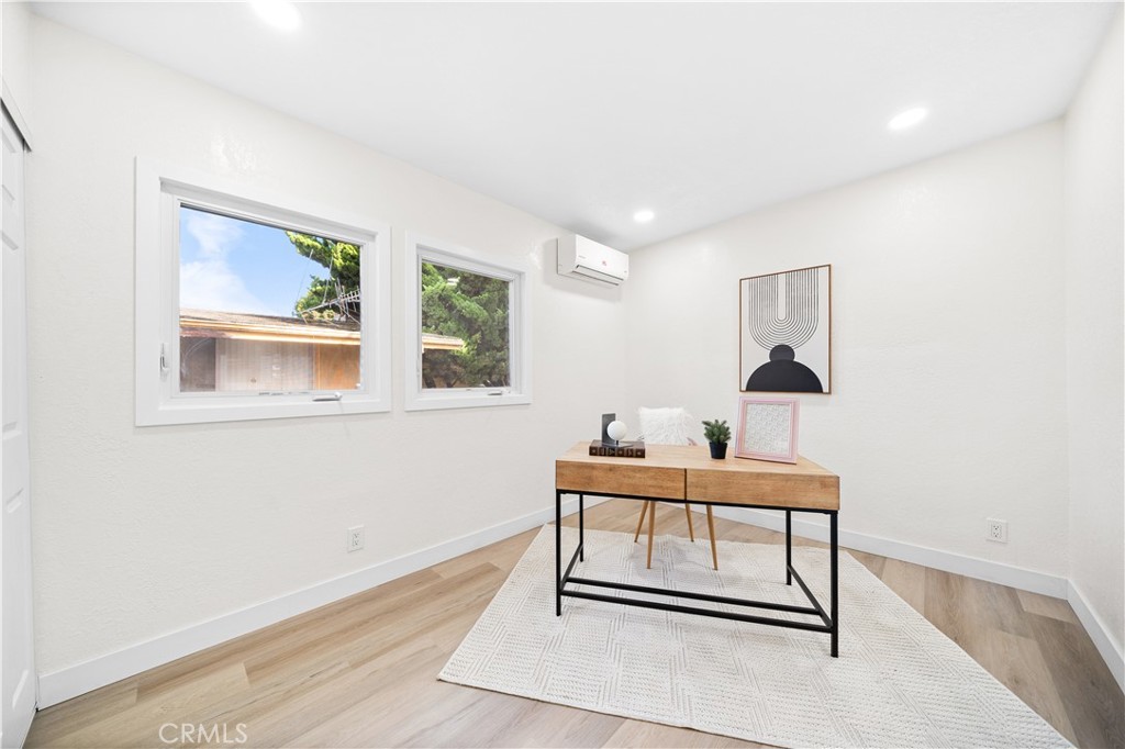 MLS #OC25263528 image #22