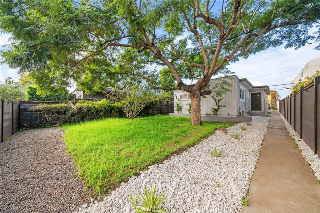 MLS #OC25263528 image #27